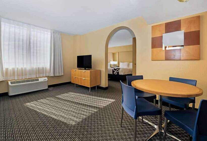 فندق La Quinta By Wyndham West Palm Beach Airport