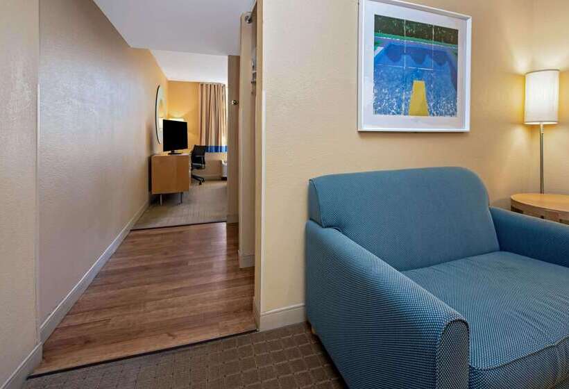 فندق La Quinta By Wyndham West Palm Beach Airport