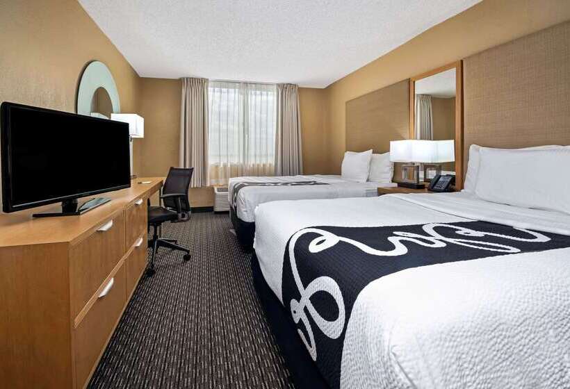 בית מלון כפרי La Quinta By Wyndham West Palm Beach Airport