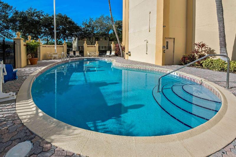 فندق La Quinta By Wyndham West Palm Beach Airport