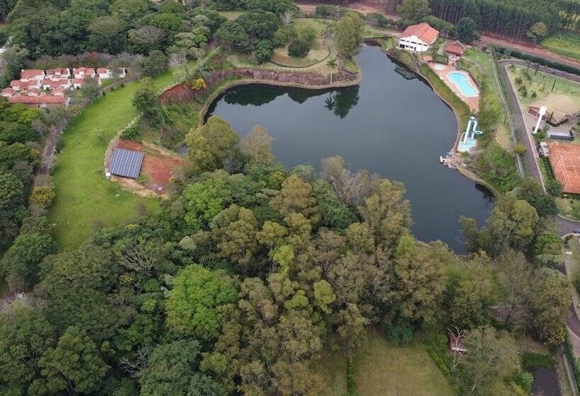 Отель Lago Das Pedras