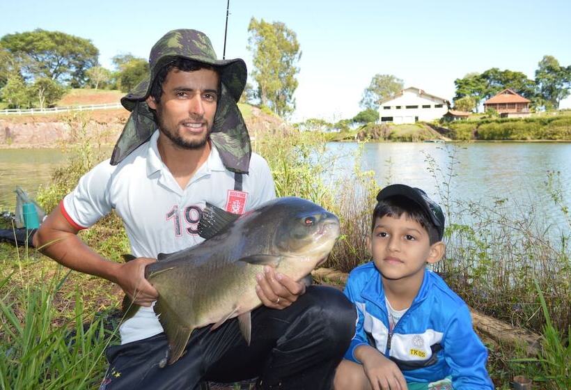 Отель Lago Das Pedras