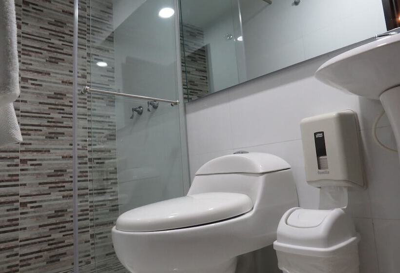 בית מלון כפרי Leon Dorado