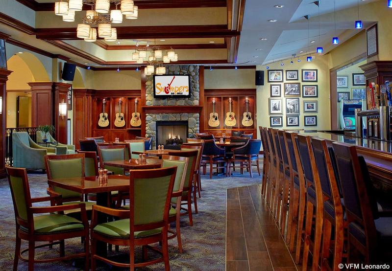 فندق Renaissance Shoals Resort And Spa