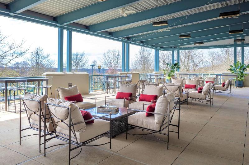 فندق Renaissance Shoals Resort And Spa