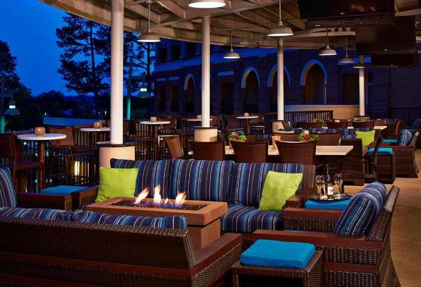 فندق Renaissance Shoals Resort And Spa