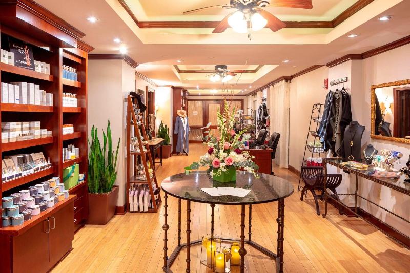 فندق Renaissance Shoals Resort And Spa