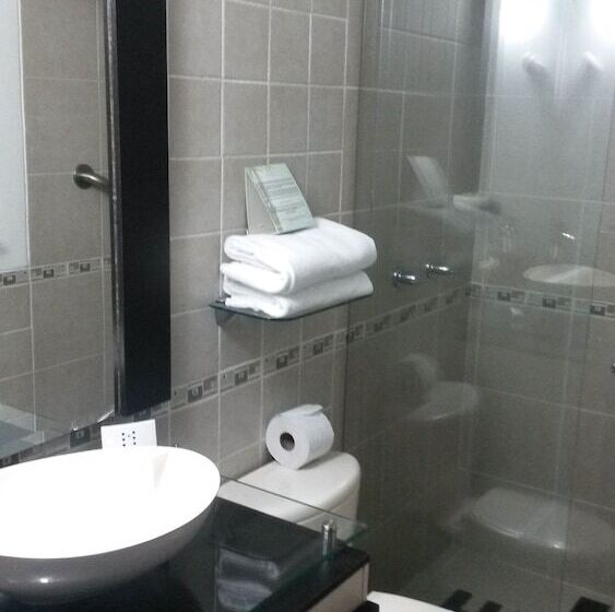 فندق Mediterraneo