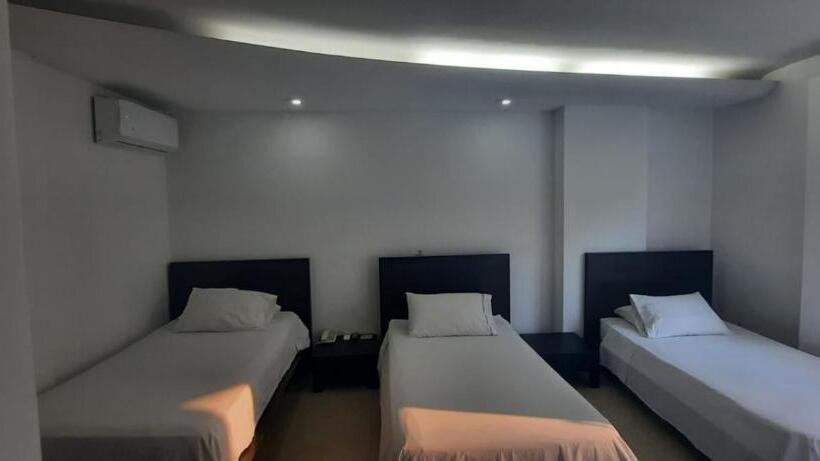 فندق Mediterraneo