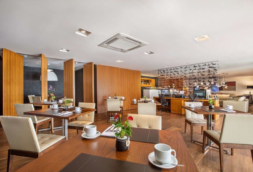 Отель Melia Brasil 21