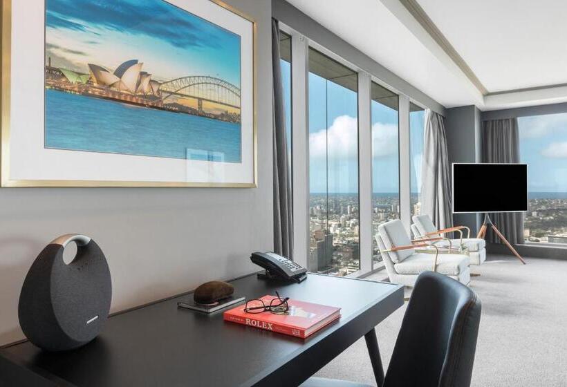 Отель Meriton Suites World Tower, Sydney
