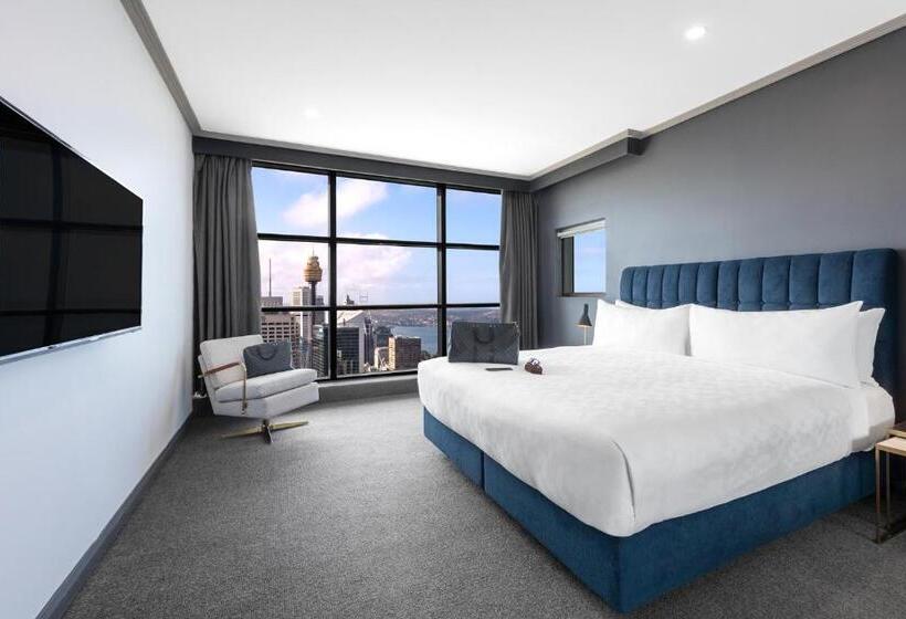 Отель Meriton Suites World Tower, Sydney