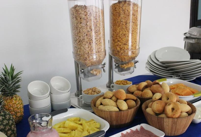 호텔 Metropolis Plaza