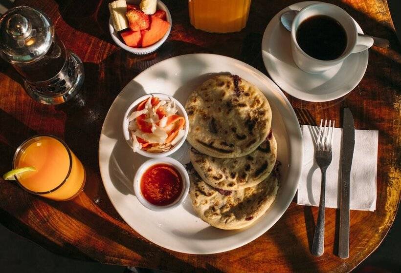 Morrison Hotel San Salvador