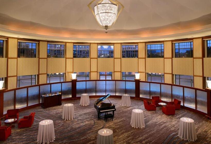 호텔 Newport News Marriott At City Center