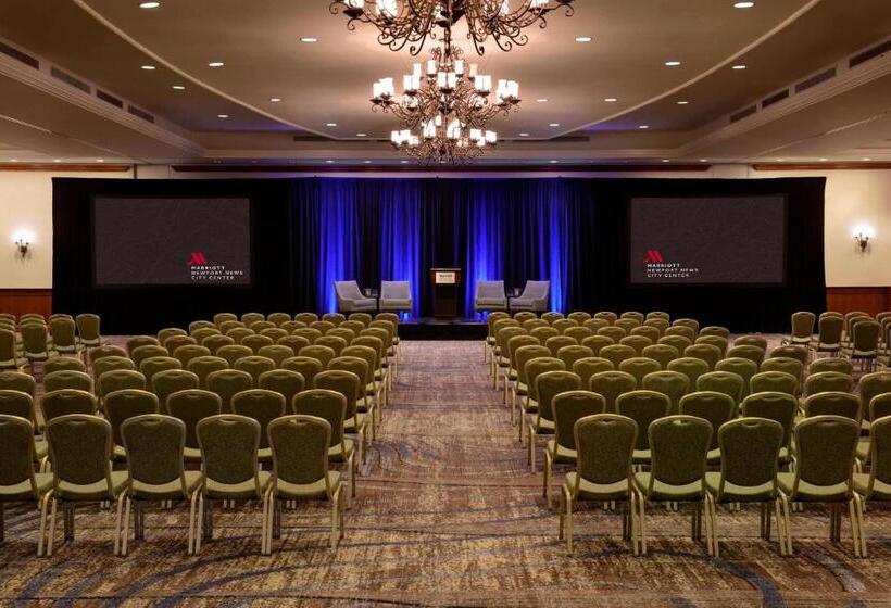 호텔 Newport News Marriott At City Center