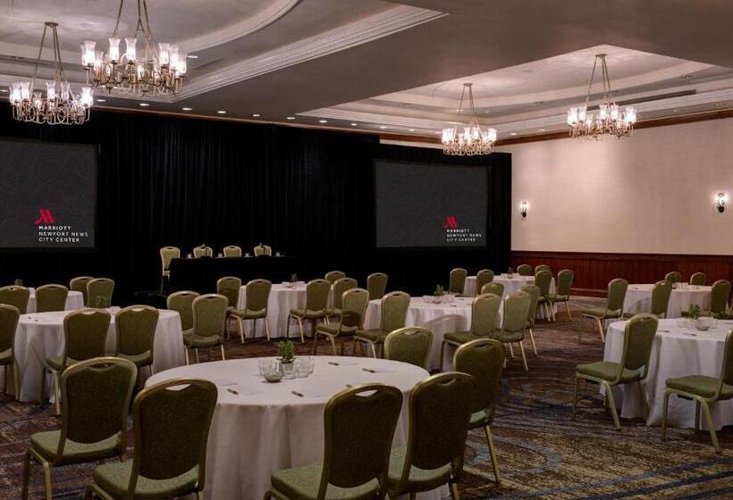 호텔 Newport News Marriott At City Center