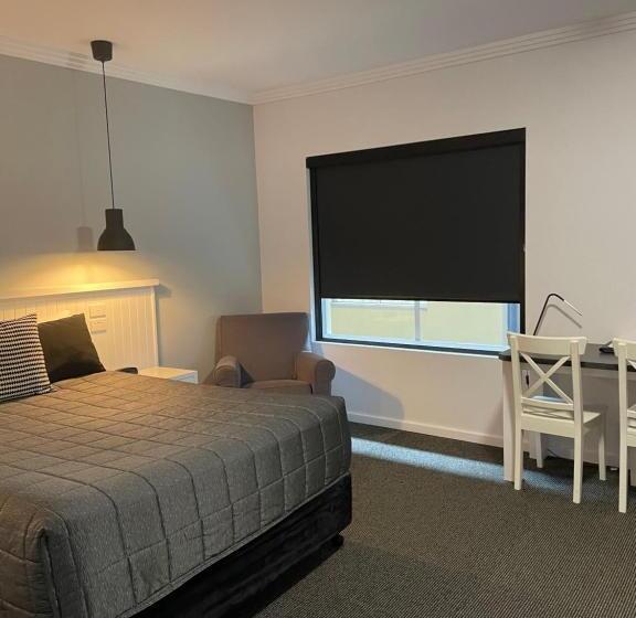 בית מלון כפרי Noah's Mid City Motor Inn Muswellbrook