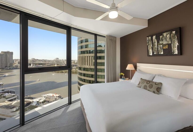 בית מלון כפרי Oaks Brisbane On Felix Suites