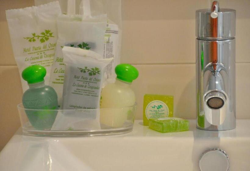 فندق Puerta Del Oriente