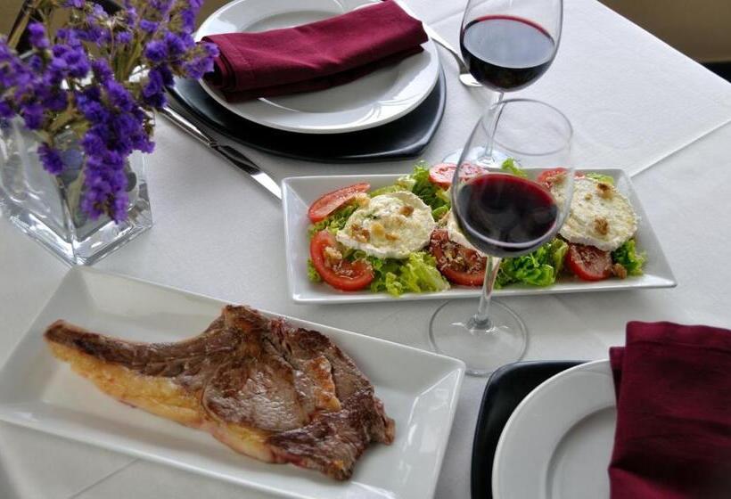 فندق Puerta Del Oriente