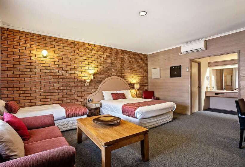 酒店 Quality Inn Colonial