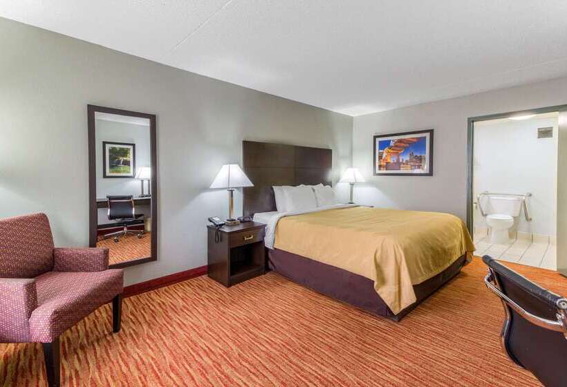 فندق Quality Inn