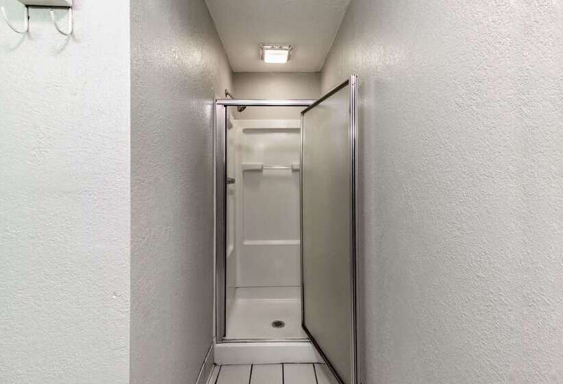 فندق Quality Inn