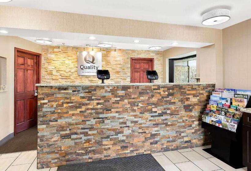 فندق Quality Inn