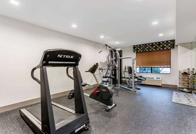 فندق Quality Inn Murfreesborouniversity Area