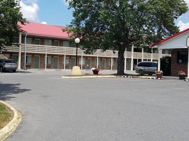 Отель Quality Inn New River Gorge