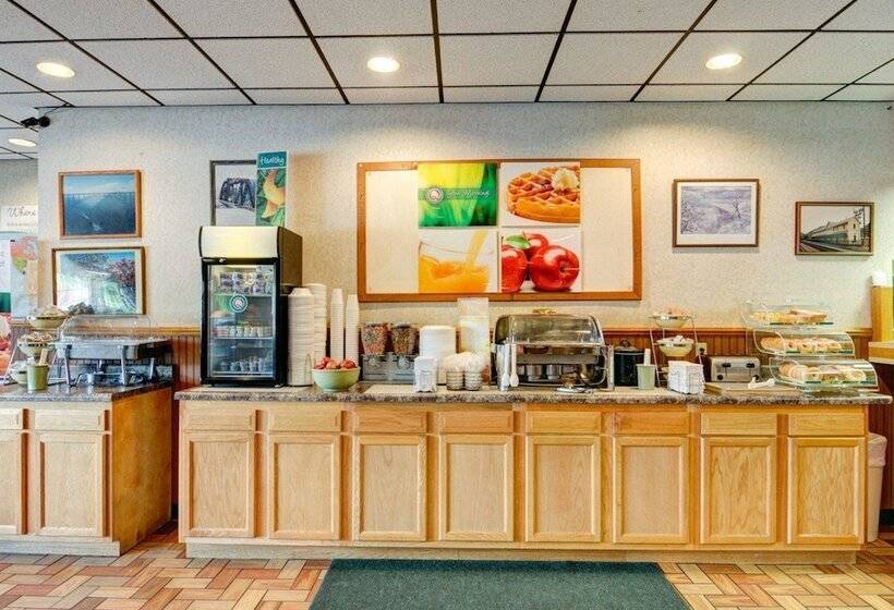 Отель Quality Inn New River Gorge