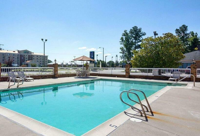 فندق Quality Inn Petersburg Near Fort Greggadams