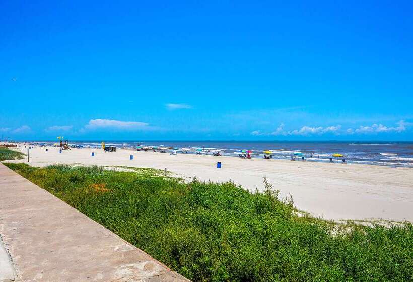 هتل Quality Inn & Suites Galveston   Beachfront