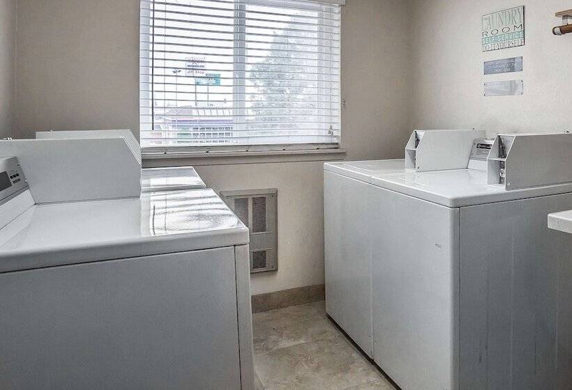 호텔 Quality Inn & Suites Coeur d'Alene