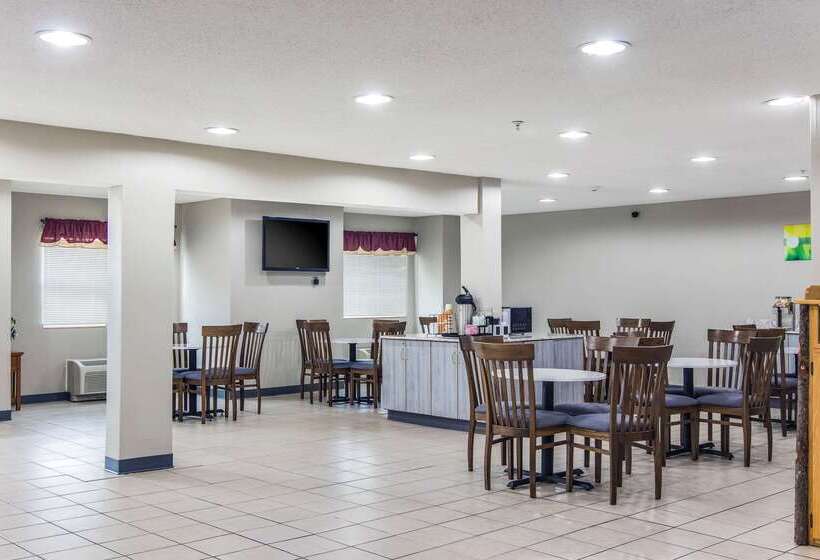 فندق Quality Inn & Suites Grove Cityoutlet Mall