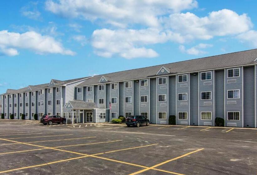 فندق Quality Inn & Suites Grove Cityoutlet Mall