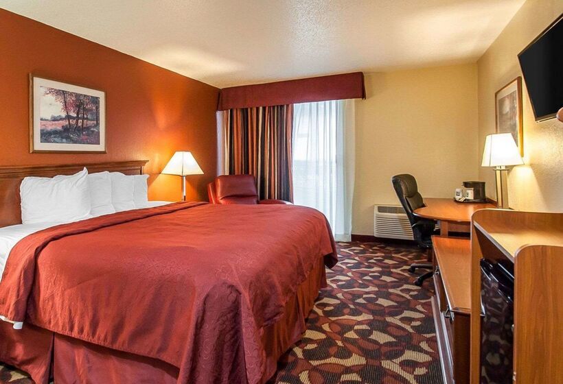 فندق Quality Inn & Suites Kansas City I435n Near Sports Complex