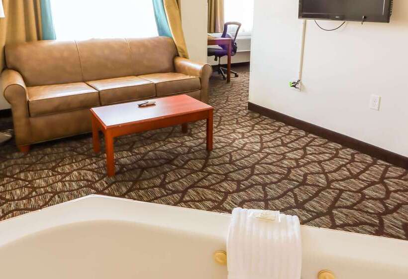 فندق Quality Inn & Suites Sequim At Olympic National Park