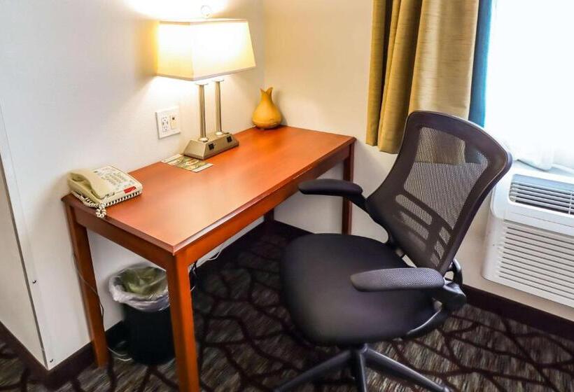 فندق Quality Inn & Suites Sequim At Olympic National Park