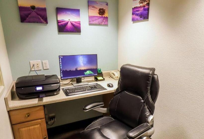 فندق Quality Inn & Suites Sequim At Olympic National Park