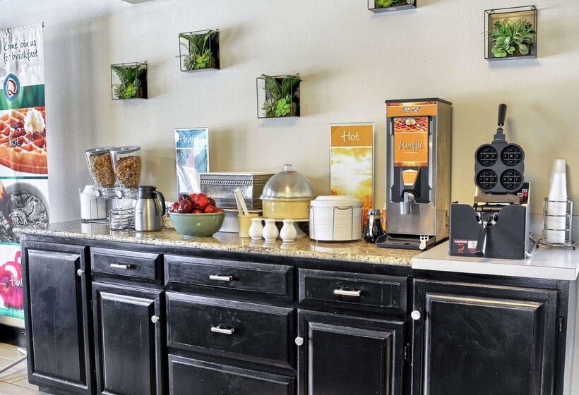 فندق Quality Inn Thornburg