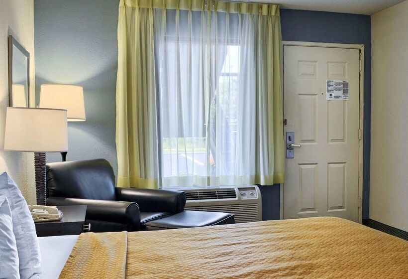 فندق Quality Inn Thornburg