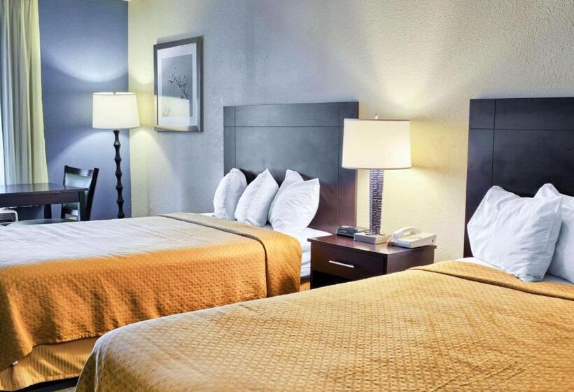 فندق Quality Inn Thornburg