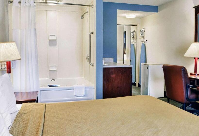 فندق Quality Inn Thornburg