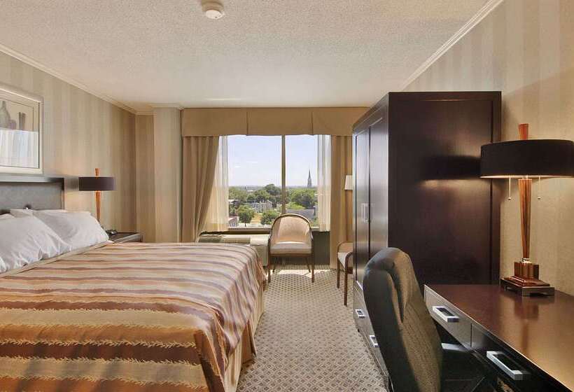 Ramada Hotel & Conf Center By Wyndham Augusta Downtown