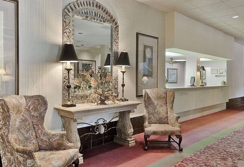 Ramada Hotel & Conf Center By Wyndham Augusta Downtown