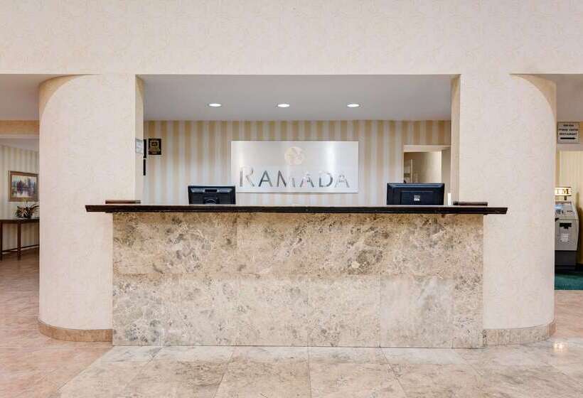 فندق Ramada By Wyndham Cleveland Airport West