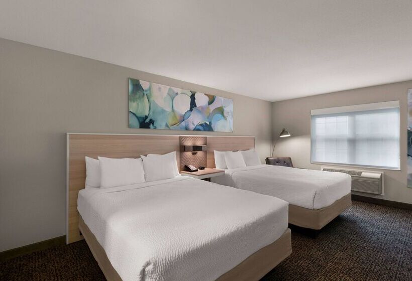 Wyndham Garden Galena Hotel & Day Spa