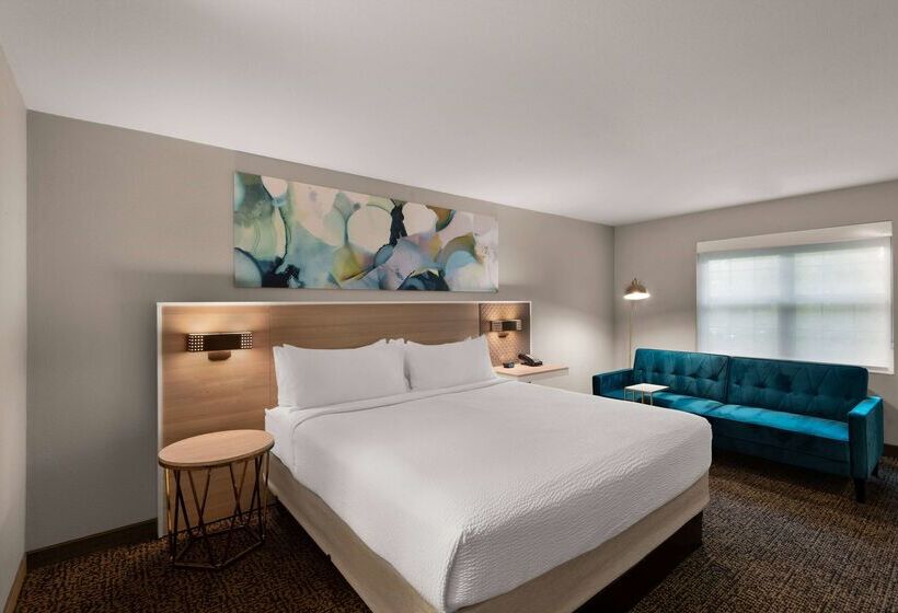 Wyndham Garden Galena Hotel & Day Spa